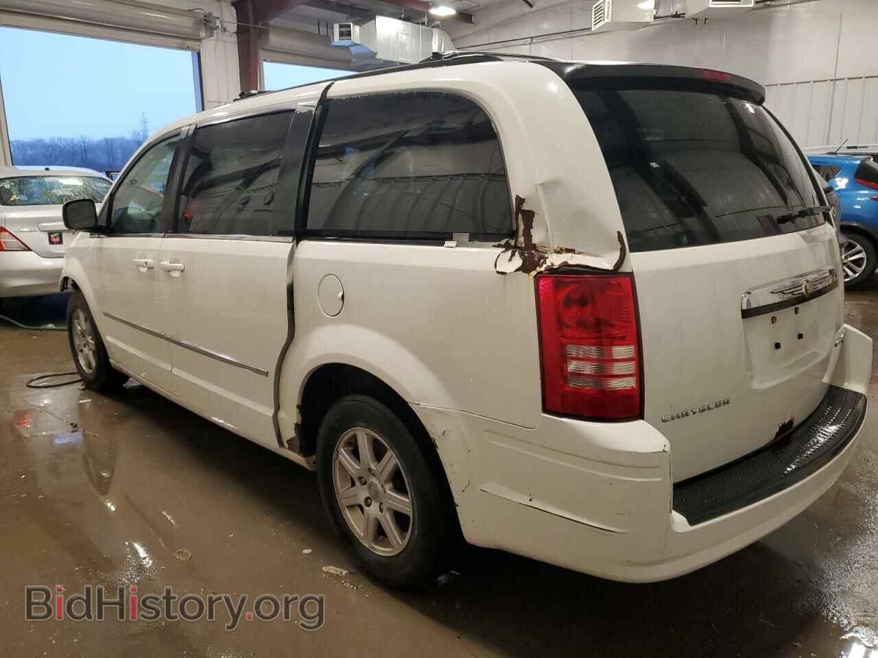 2010 CHRYSLER MINIVAN - VIN: 2A4RR5D11AR391920 - Photo 2