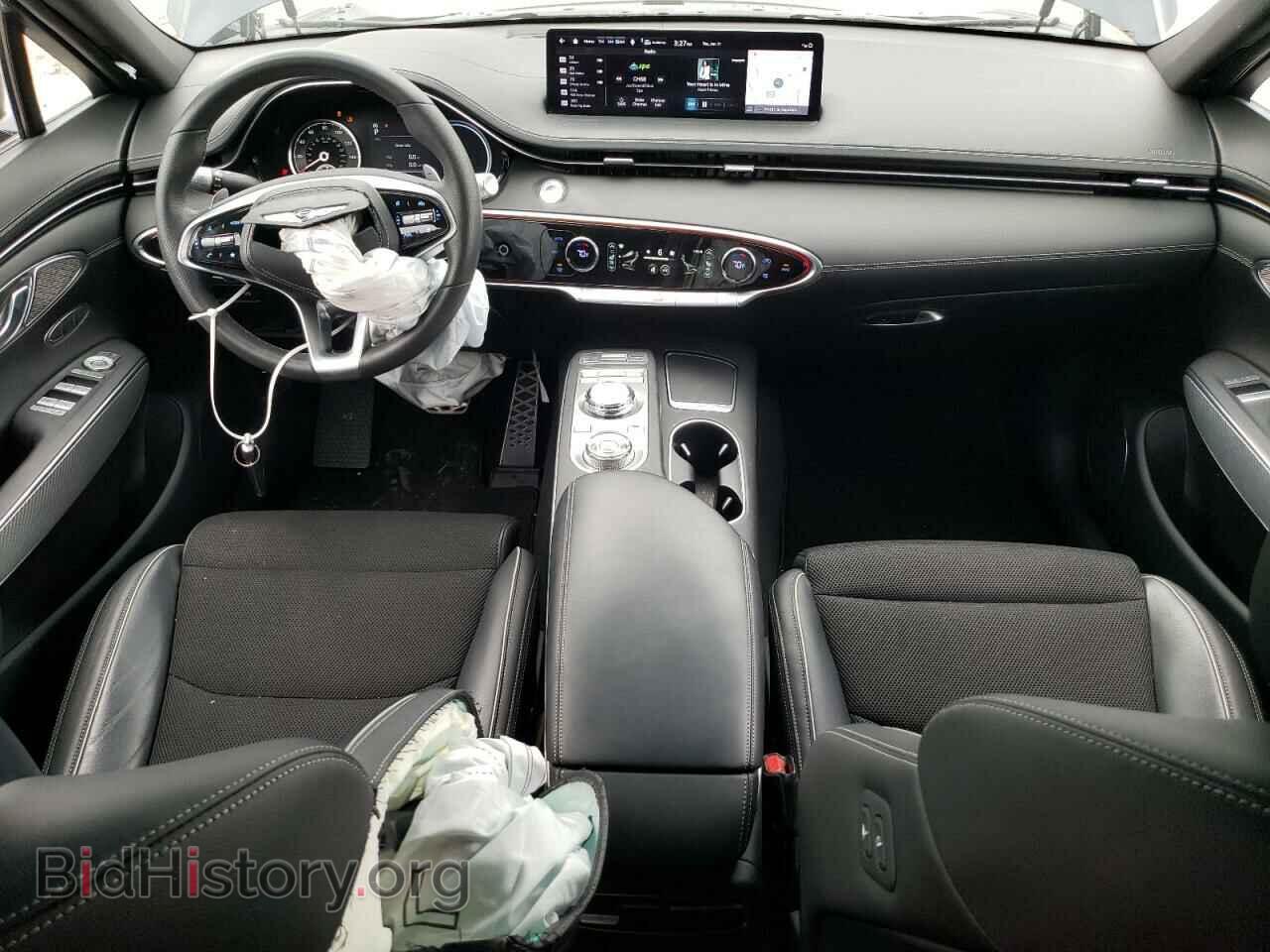 2022 GENESIS GV70 BASE - VIN: KMUMADTB7NU023680 - Photo 8