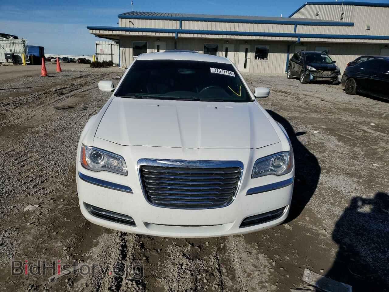 2014 CHRYSLER 300 - VIN: 2C3CCAAG1EH335927 - Фото 5