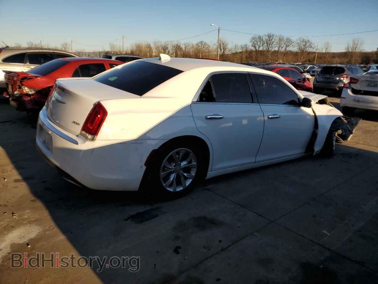 2016 CHRYSLER 300 - VIN: 2C3CCAAG5GH252343 - Фото 3