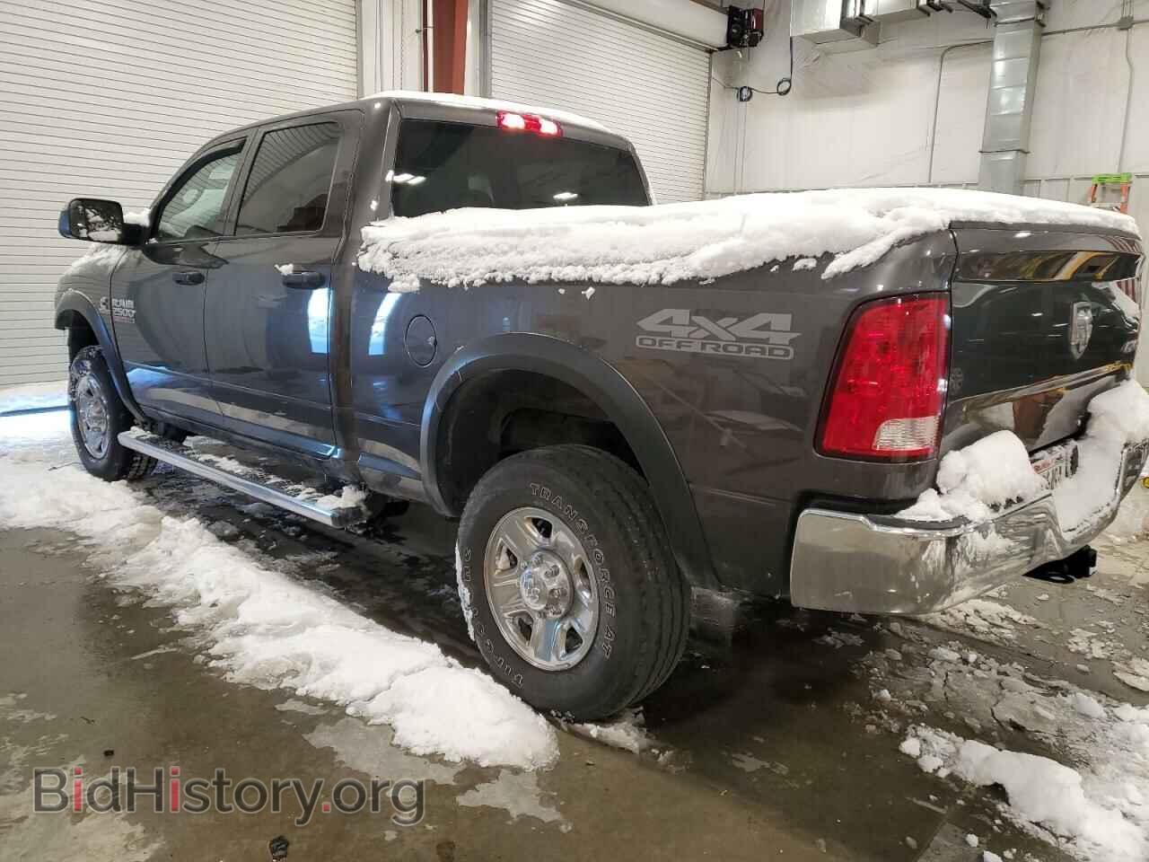 2018 RAM All Models - VIN: 3C6UR5CL7JG366830 - Photo 2