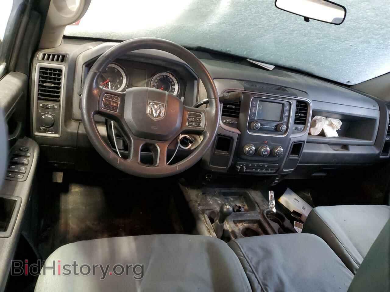 2018 RAM All Models - VIN: 3C6UR5CL7JG366830 - Photo 8