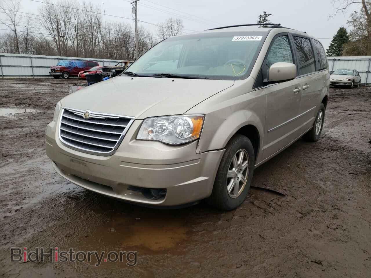 2009 CHRYSLER MINIVAN - VIN: 2A8HR541X9R521747 - Фото 2