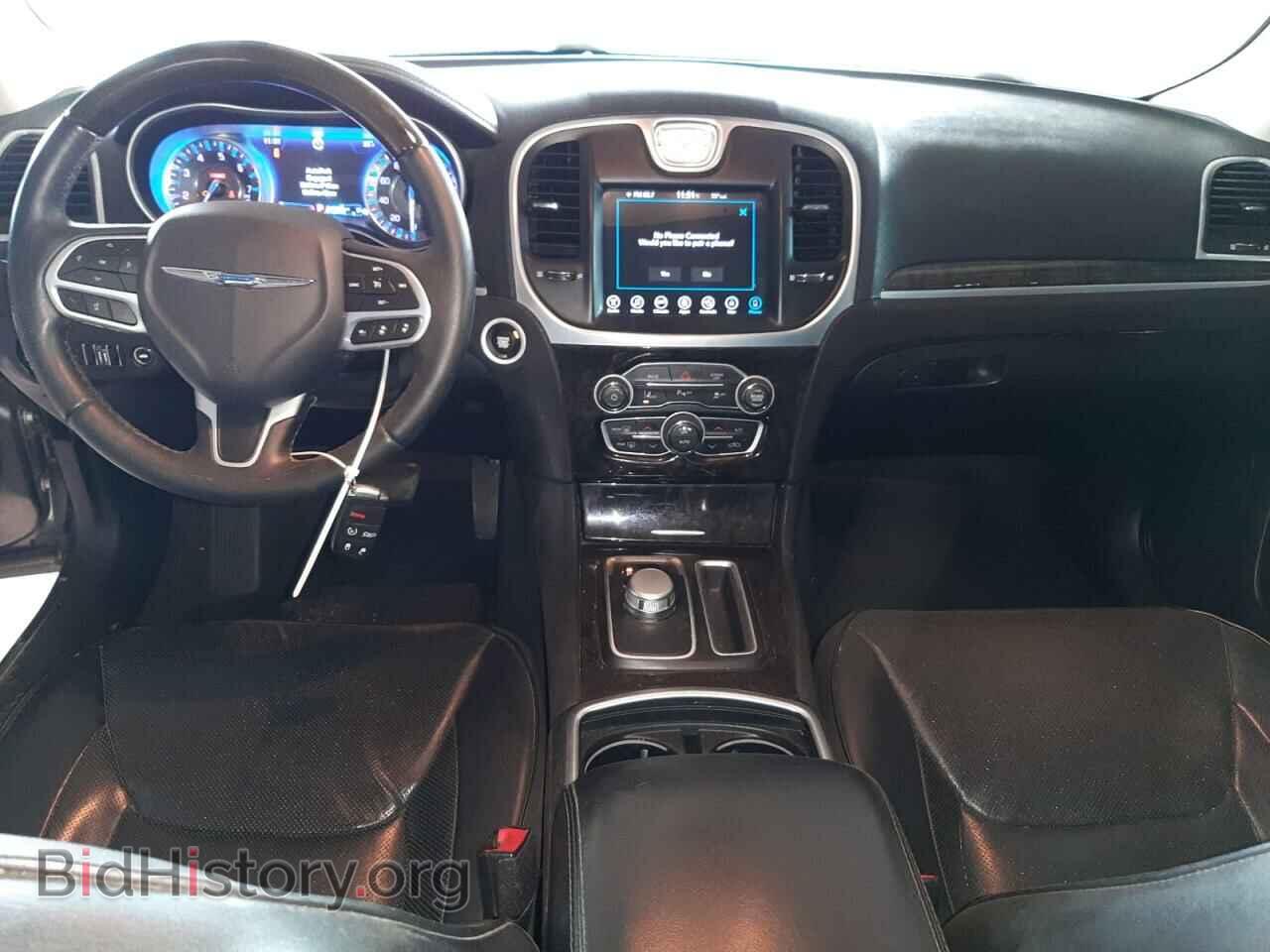 2017 CHRYSLER 300 - VIN: 2C3CCAEG0HH610198 - Фото 8