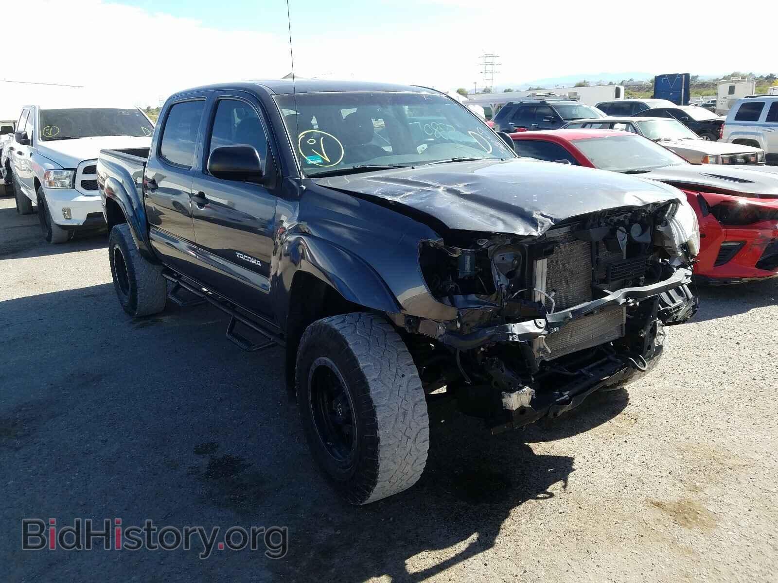 Photo 3TMLU4EN5FM196682 - TOYOTA TACOMA 2015
