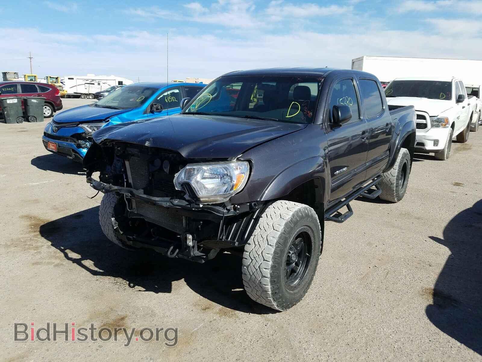 2015 TOYOTA TACOMA - VIN: 3TMLU4EN5FM196682 - Фото 2