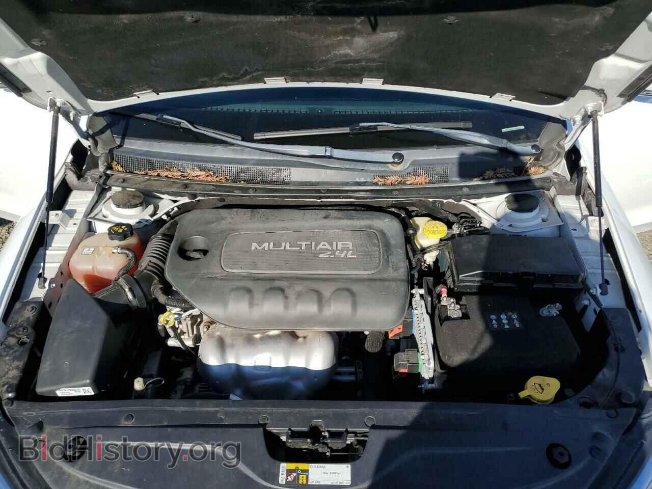 2015 CHRYSLER 200 - VIN: 1C3CCCAB0FN742386 - Фото 11