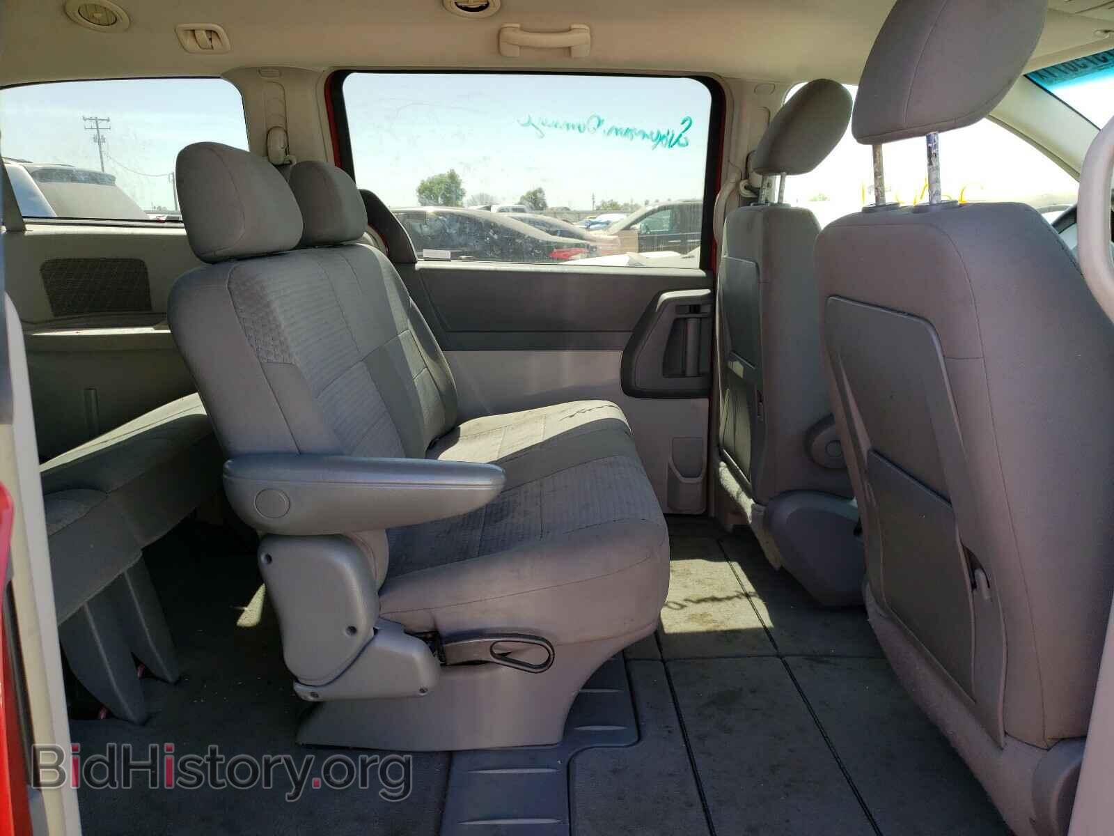 2008 CHRYSLER MINIVAN - VIN: 2A8HR44H88R667845 - Фото 6