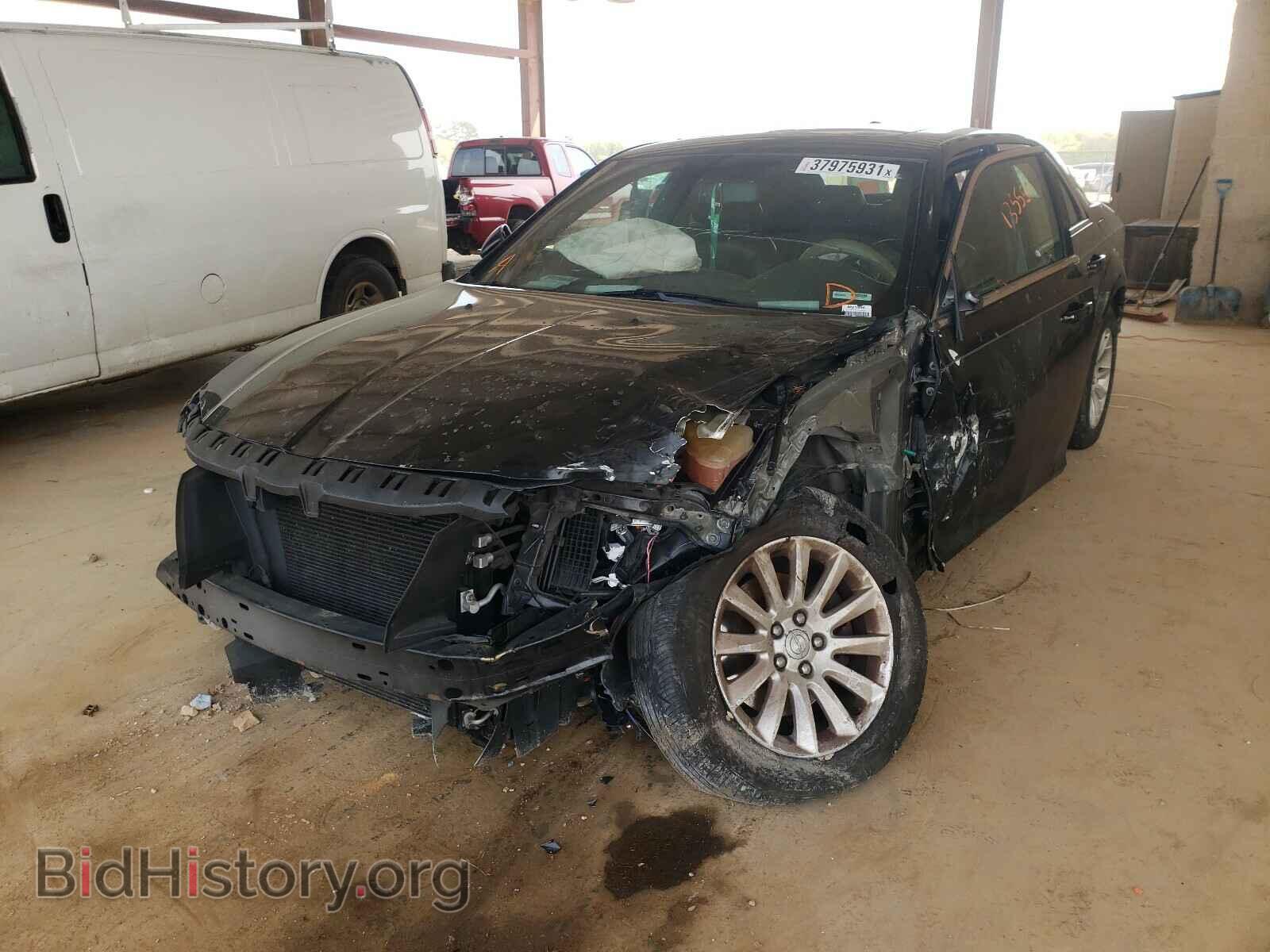 2013 CHRYSLER 300 - VIN: 2C3CCAAG3DH599178 - Фото 2