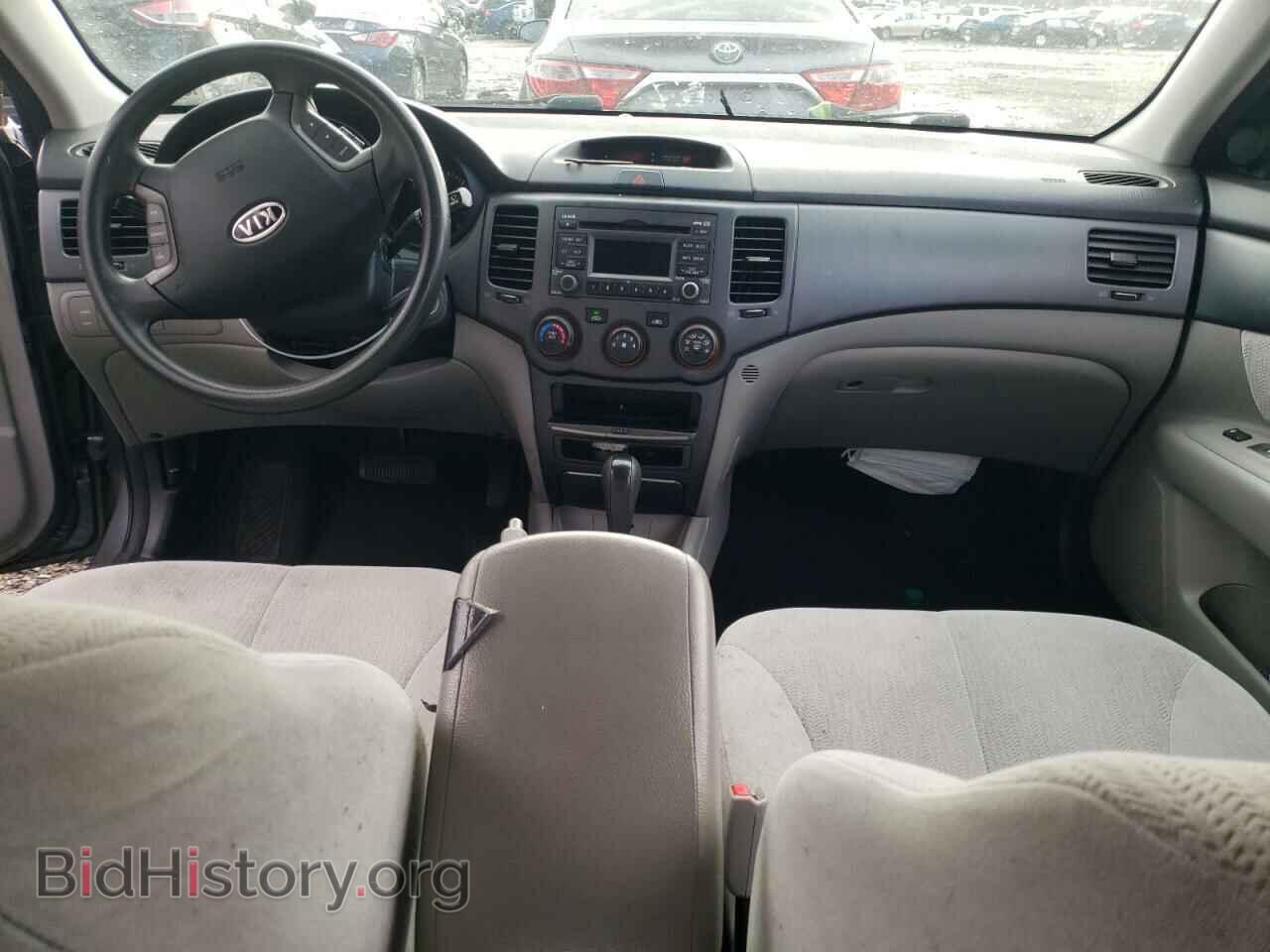 2009 KIA OPTIMA - VIN: KNAGE228295295890 - Фото 8