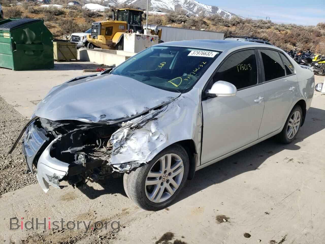 2007 VOLKSWAGEN JETTA - VIN: 3VWEF71KX7M053807 - Фото 2