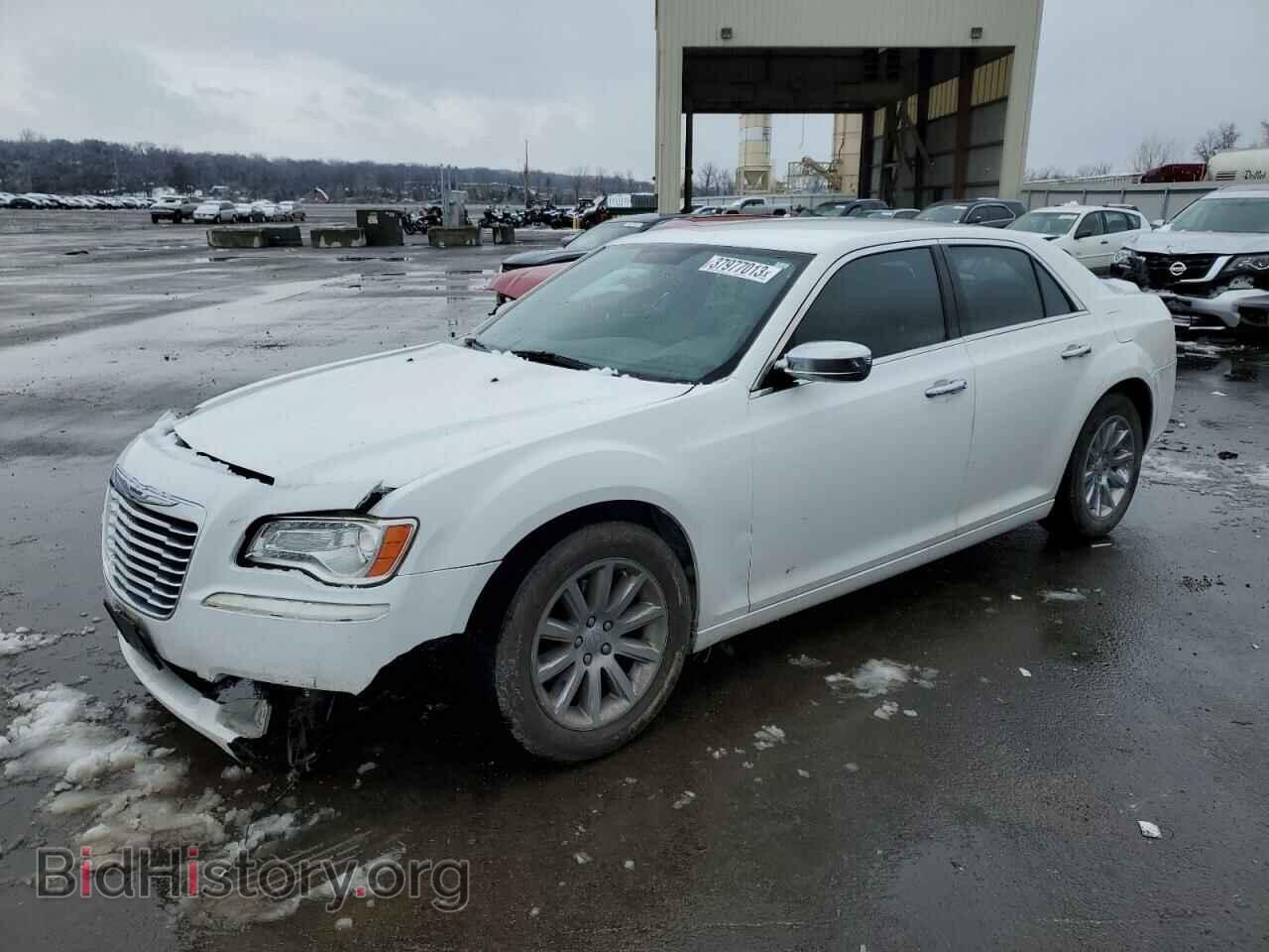 Photo 2C3CA5CG0BH533629 - CHRYSLER 300 2011