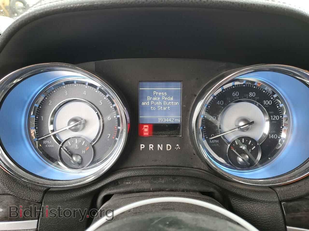 2011 CHRYSLER 300 - VIN: 2C3CA5CG0BH533629 - Фото 9