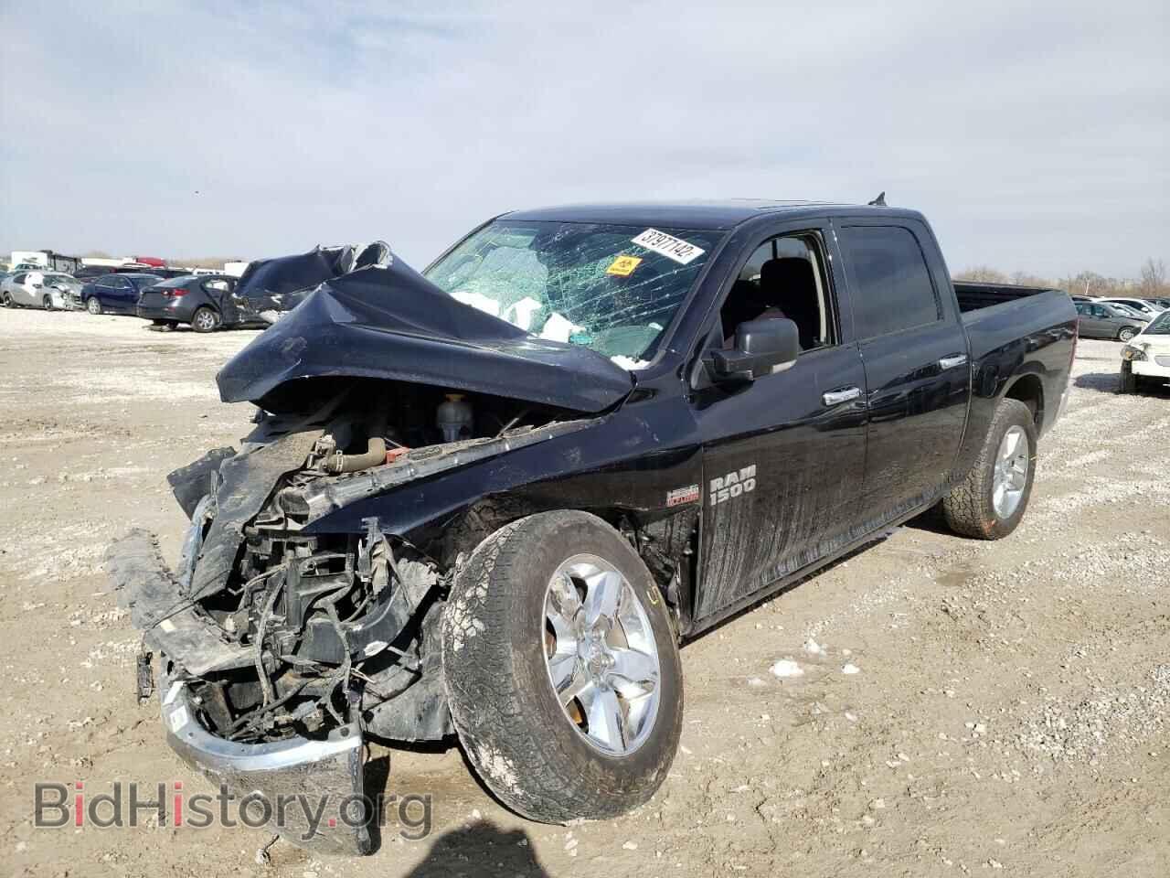 2018 RAM 1500 - VIN: 1C6RR7LT2JS352182 - Фото 2