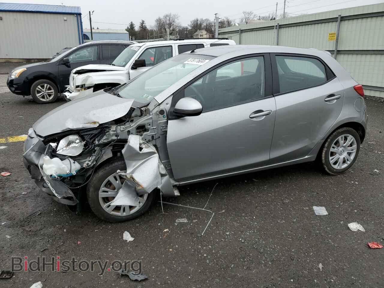 Фотография JM1DE1HZ6B0104734 - MAZDA 2 2011