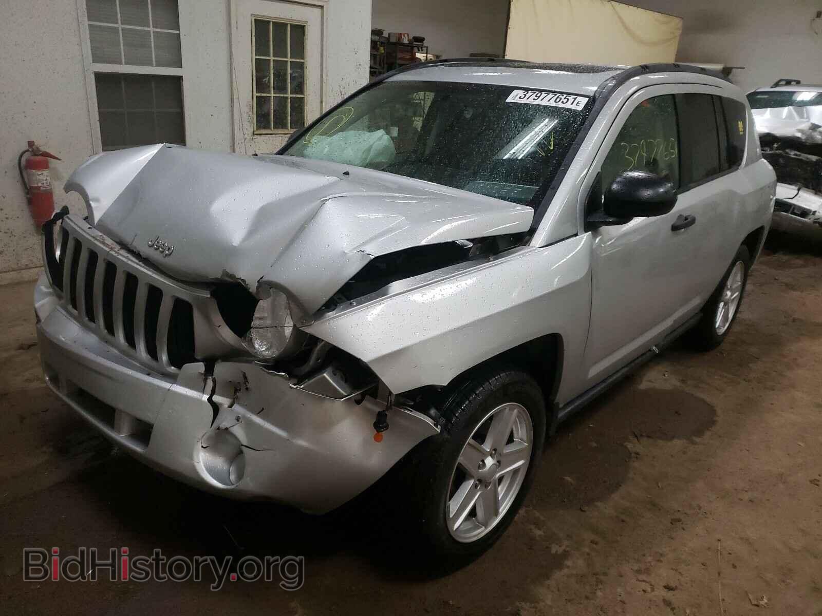 2007 JEEP COMPASS - VIN: 1J8FT47W47D112380 - Фото 2