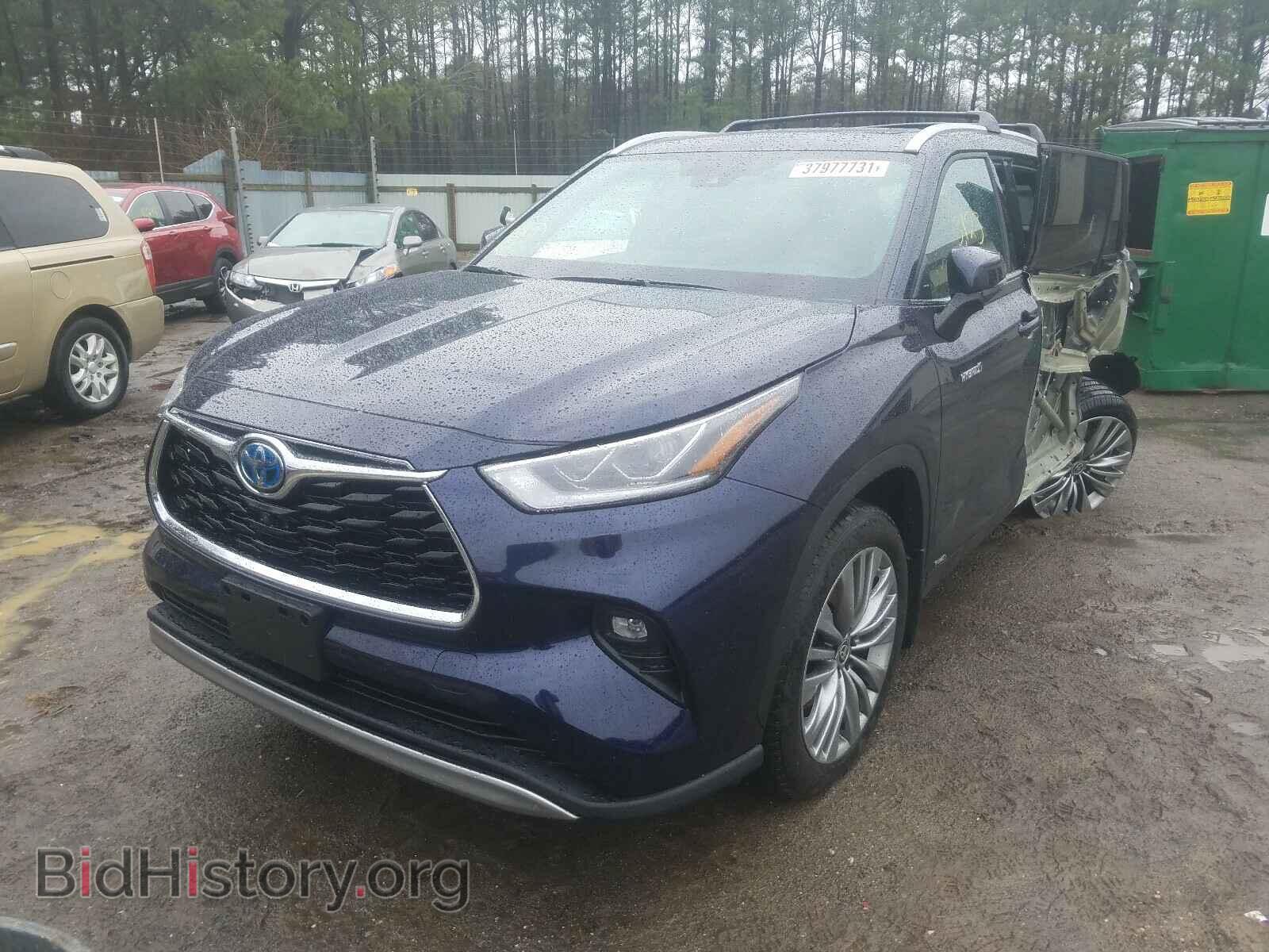 2021 TOYOTA HIGHLANDER - VIN: 5TDEBRCH9MS018831 - Photo 2
