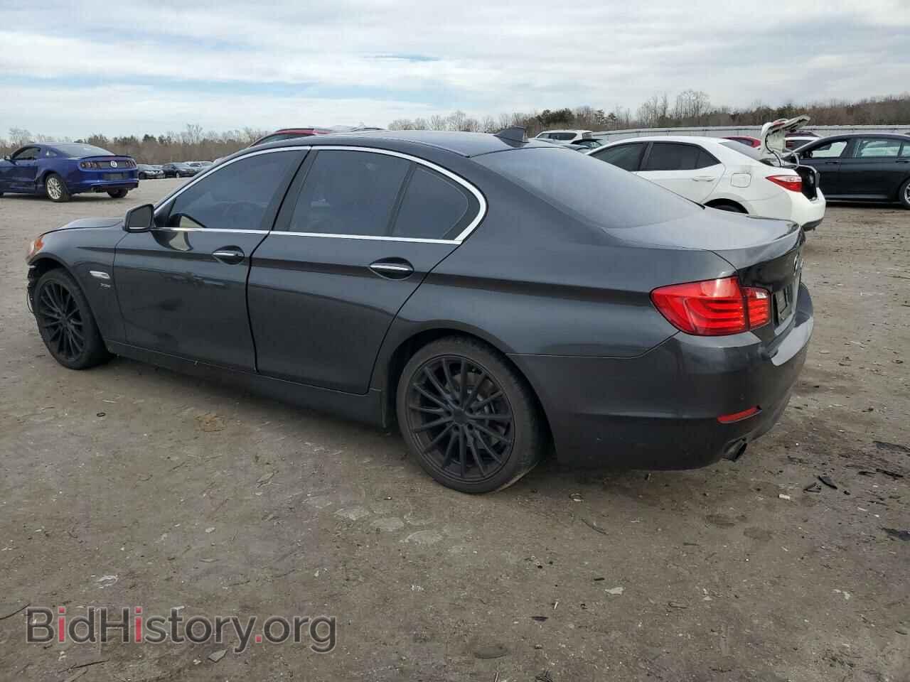 2011 BMW 5 SERIES - VIN: WBAFU7C50BC878573 - Фото 2