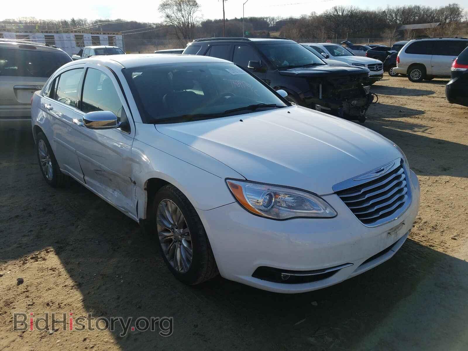 Photo 1C3BC2FG6BN581661 - CHRYSLER 200 2011