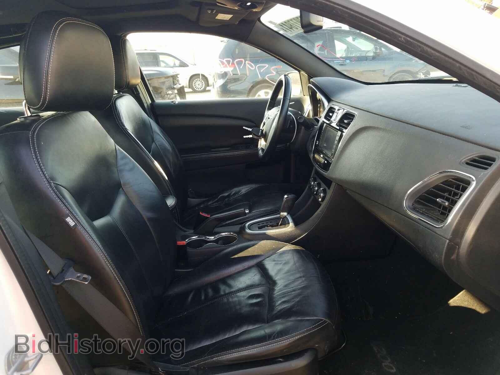 2011 CHRYSLER 200 - VIN: 1C3BC2FG6BN581661 - Фото 5