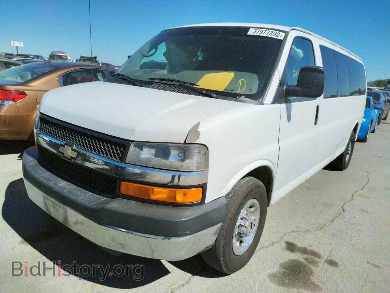 2008 CHEVROLET EXPRESS - VIN: 1GAHG39K581223153 - Фото 2