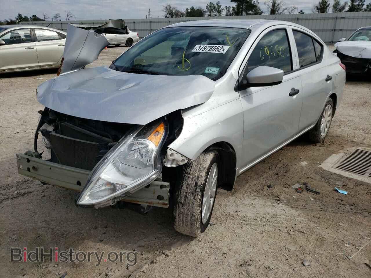 2017 NISSAN VERSA - VIN: 3N1CN7AP2HL860082 - Фото 2