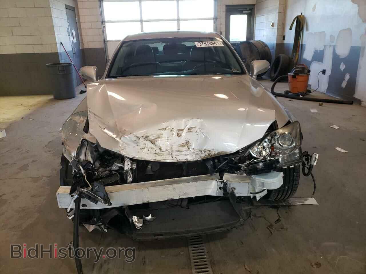 2012 LEXUS IS - VIN: JTHCF5C22C5056260 - Photo 5