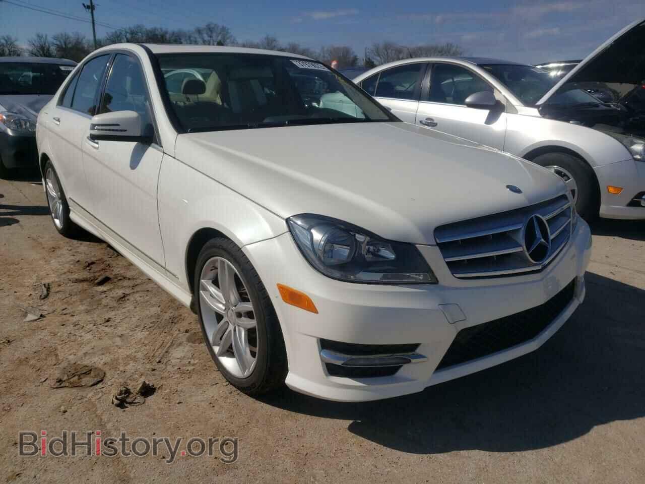 Фотография WDDGF4HB1DR272008 - MERCEDES-BENZ C-CLASS 2013