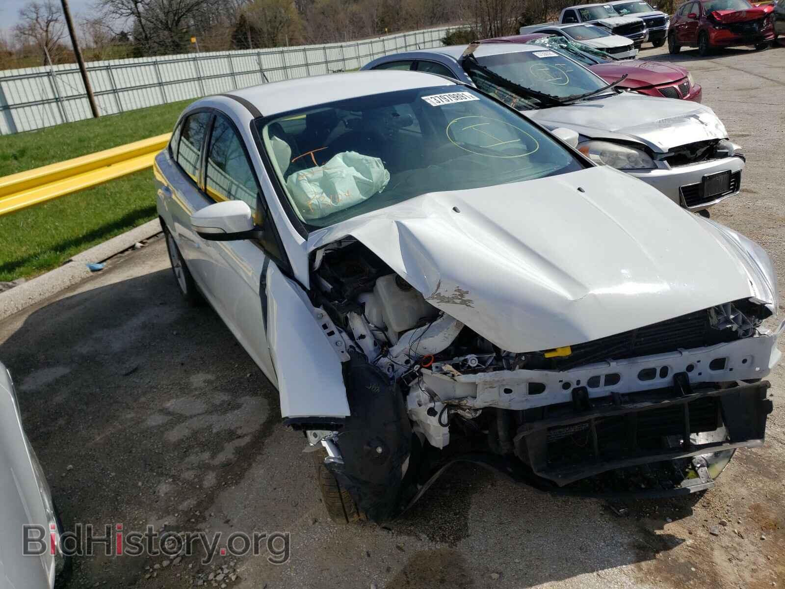 Photo 1FADP3F24GL302123 - FORD FOCUS 2016