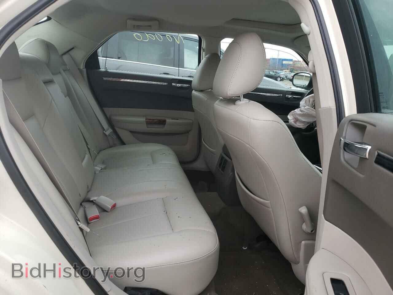 2009 CHRYSLER 300 - VIN: 2C3KA33V29H552644 - Фото 6