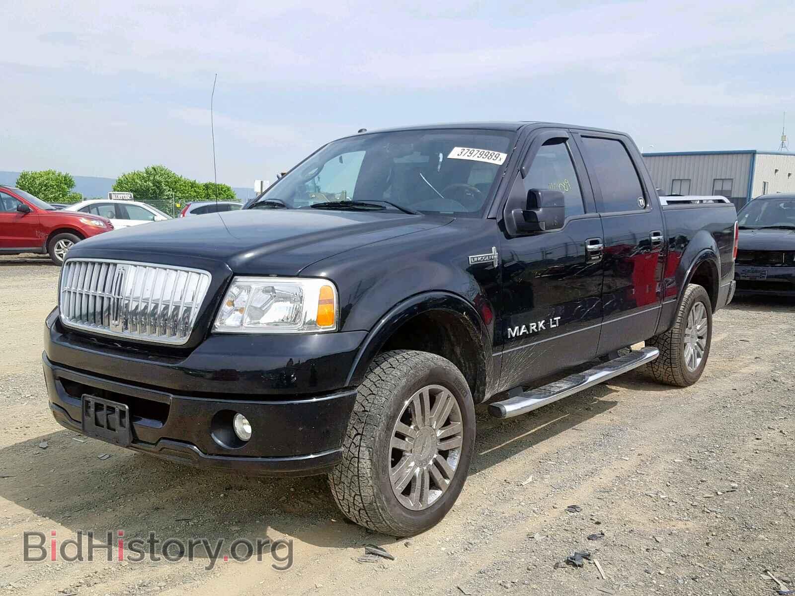 2007 LINCOLN MARK LT - VIN: 5LTPW18557FJ01512 - Фото 2
