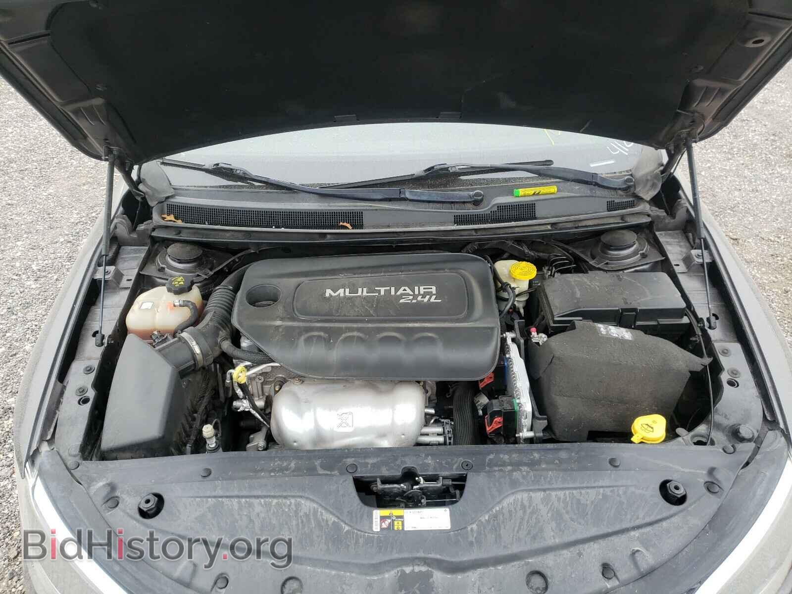 2016 CHRYSLER 200 - VIN: 1C3CCCAB0GN164128 - Фото 7