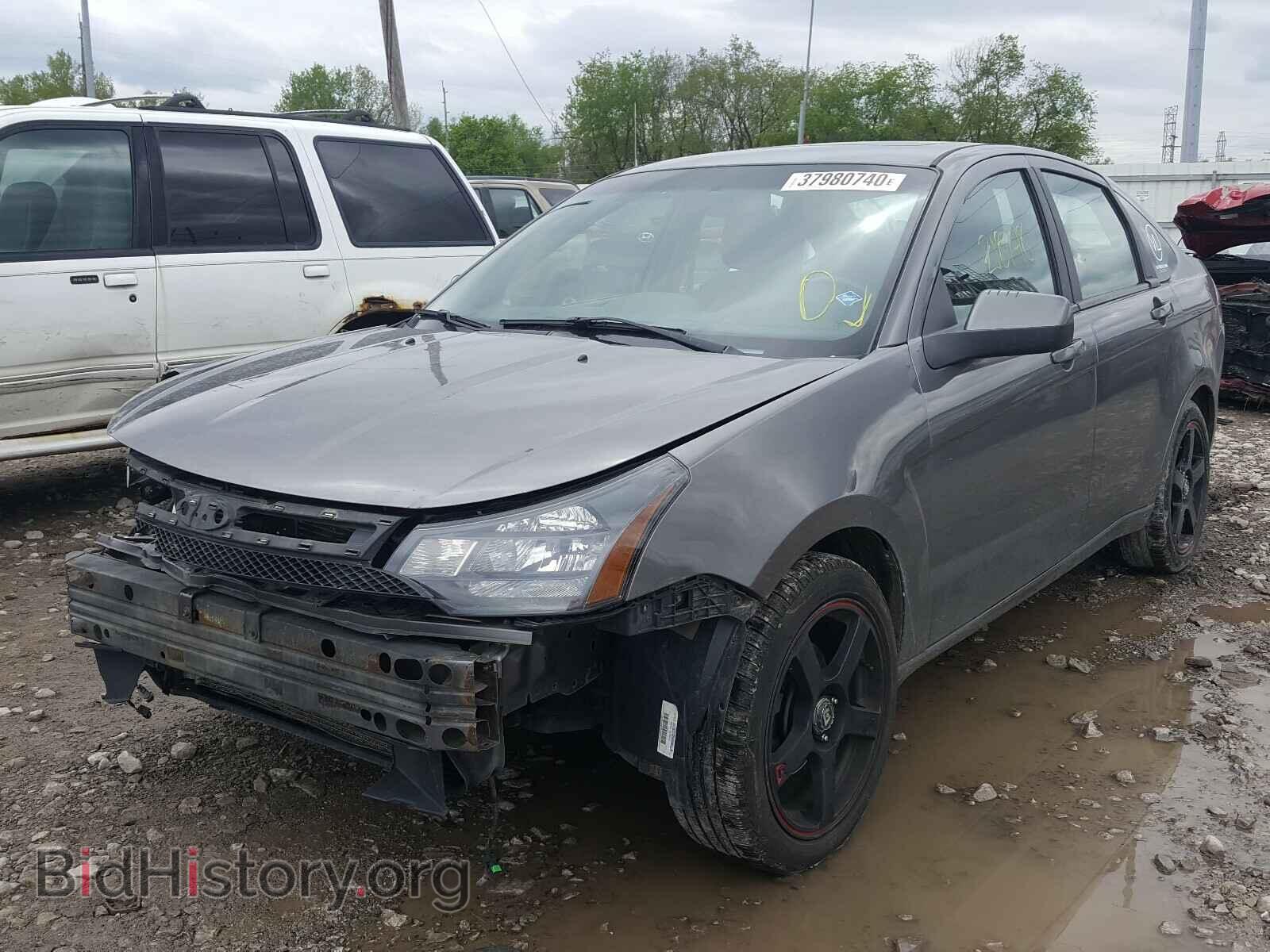 2011 FORD FOCUS - VIN: 1FAHP3GN9BW177122 - Фото 2