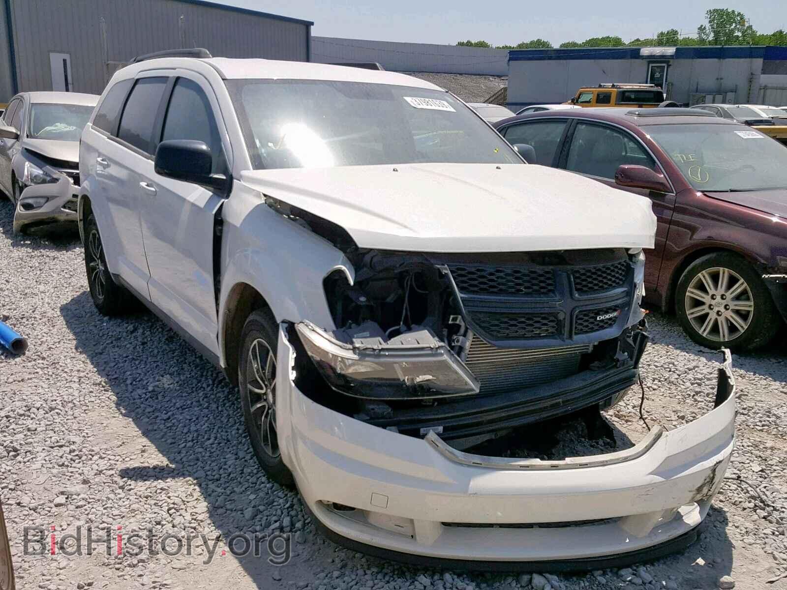 Фотография 3C4PDCAB9HT573255 - DODGE JOURNEY SE 2017