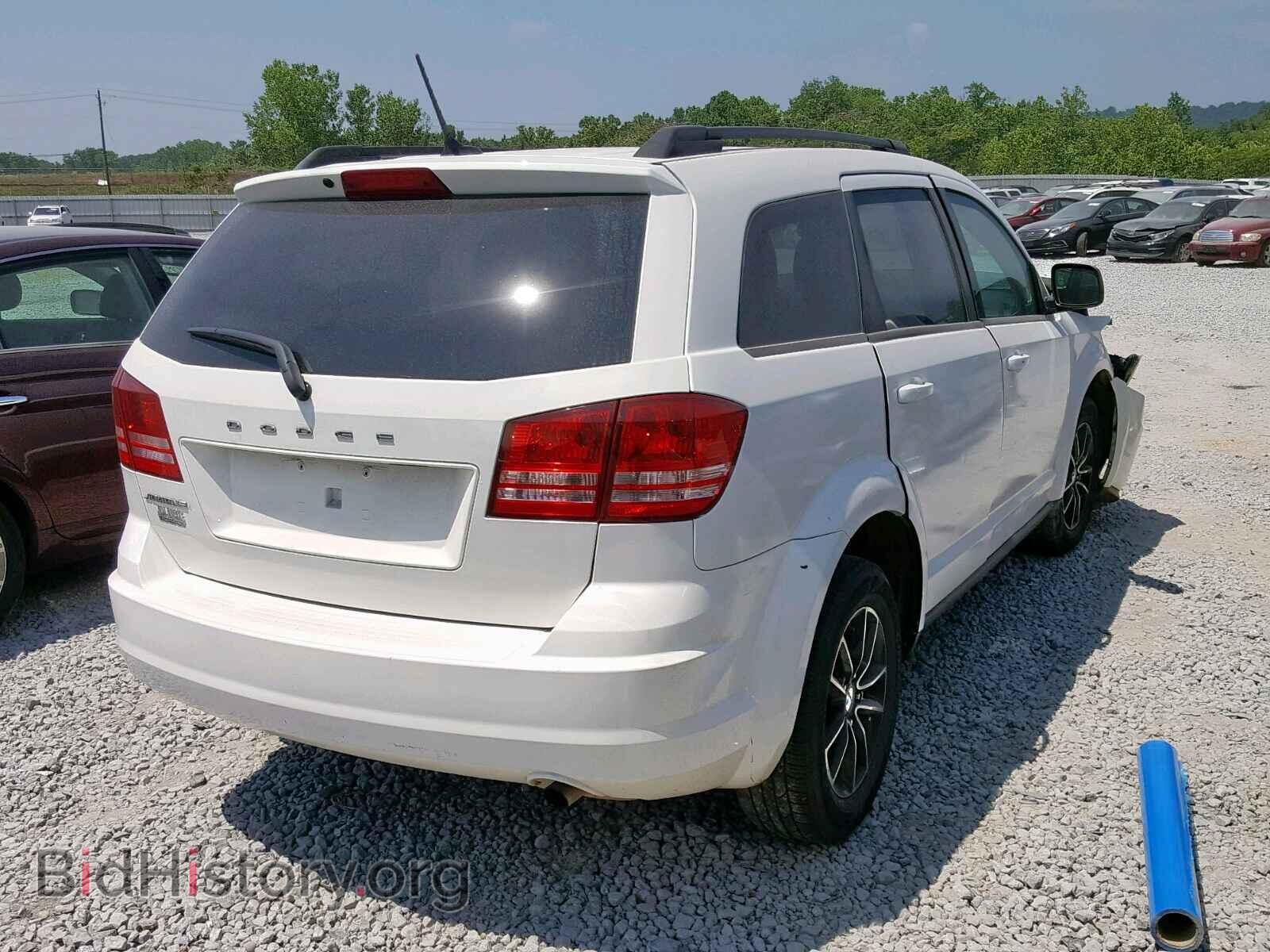 2017 DODGE JOURNEY SE - VIN: 3C4PDCAB9HT573255 - Фото 4