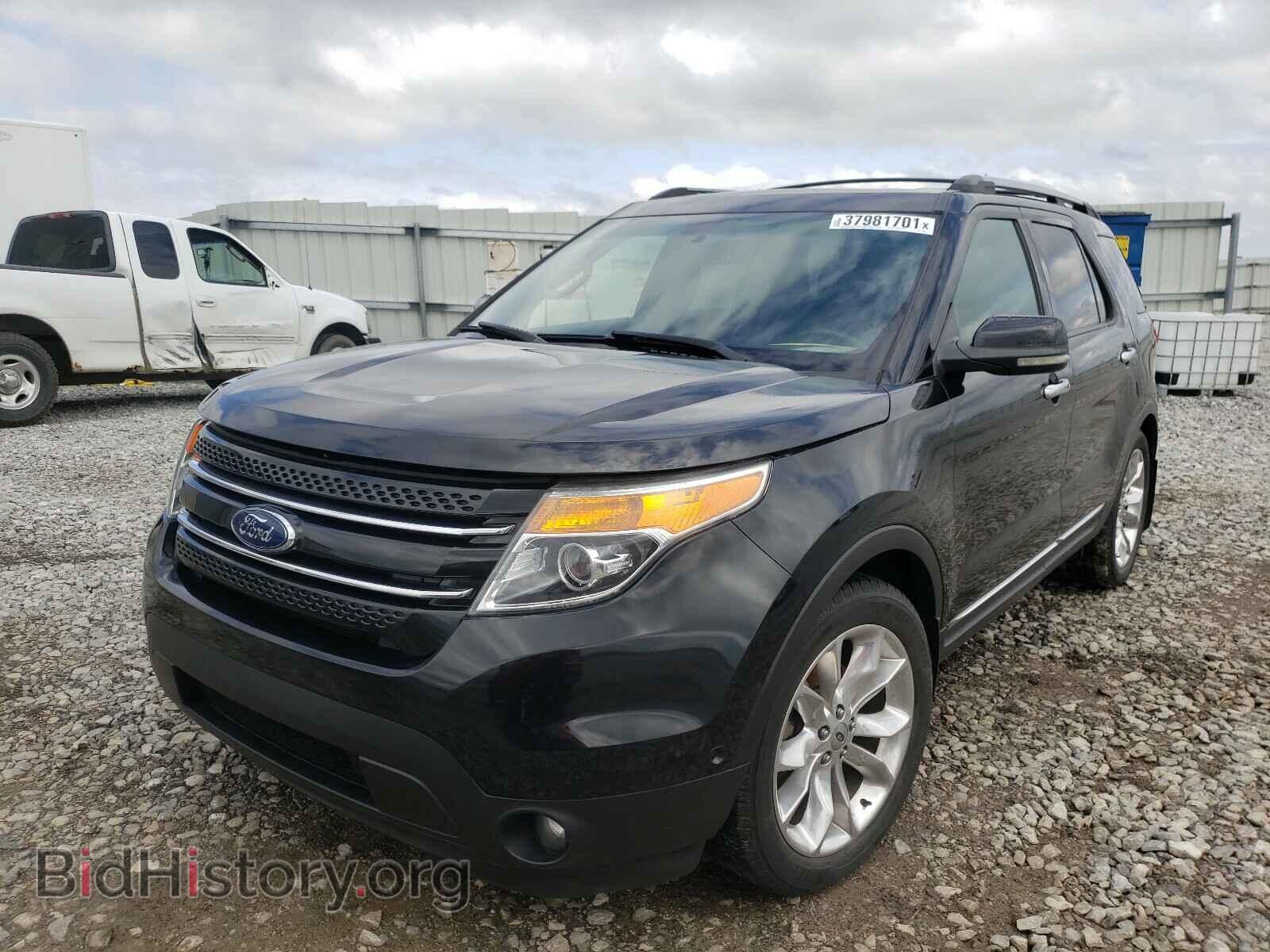 2011 FORD EXPLORER - VIN: 1FMHK7F84BGA48805 - Photo 2