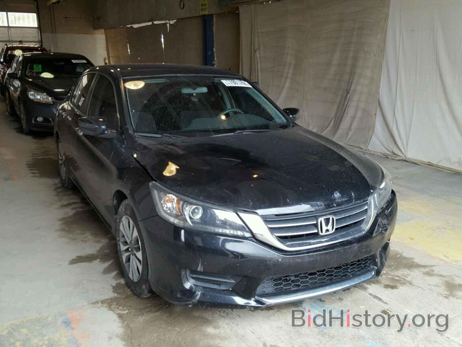 Photo 1HGCR2F39DA255862 - HONDA ACCORD LX 2013