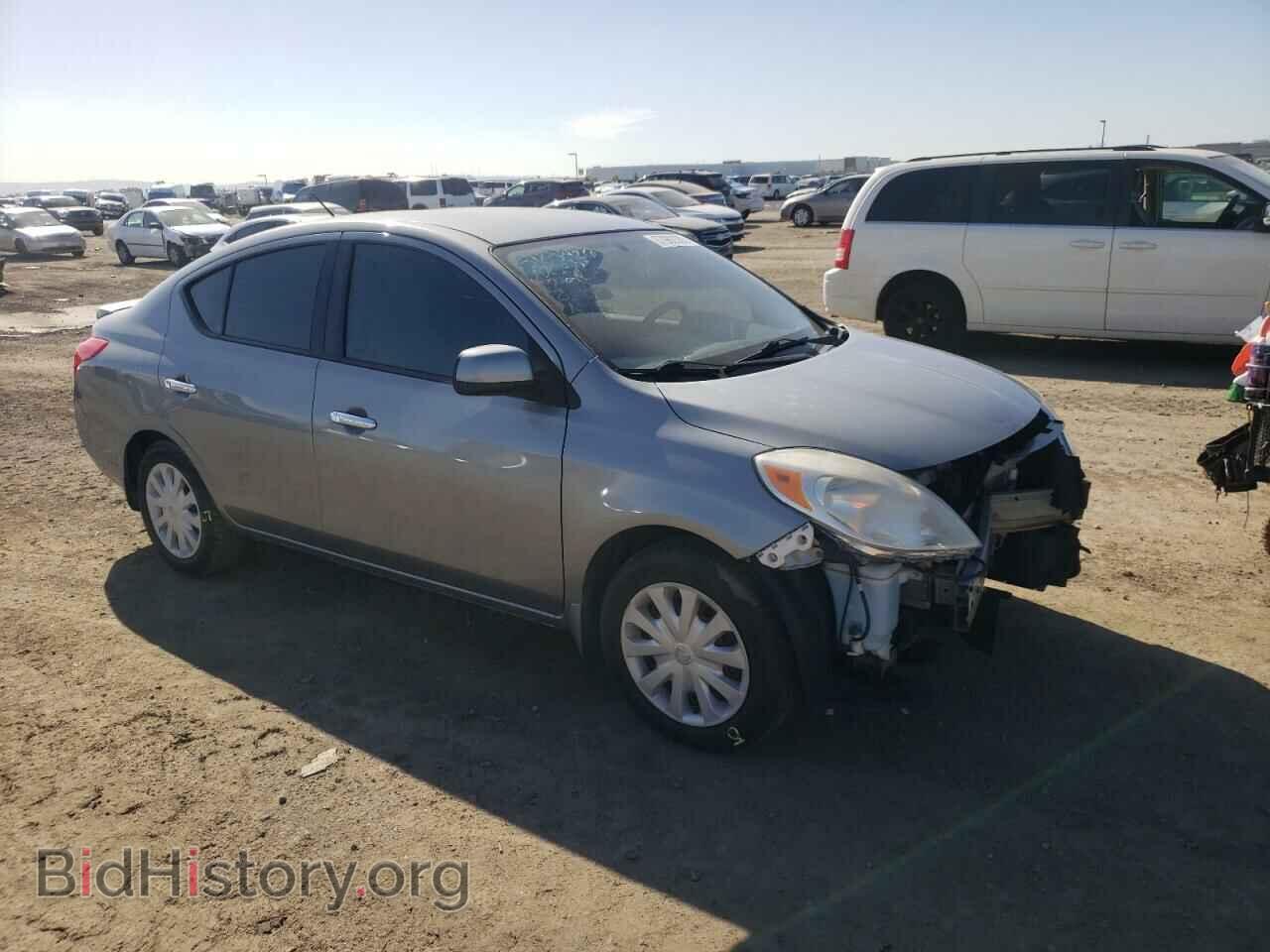 2013 NISSAN VERSA - VIN: 3N1CN7AP8DL876068 - Фото 4