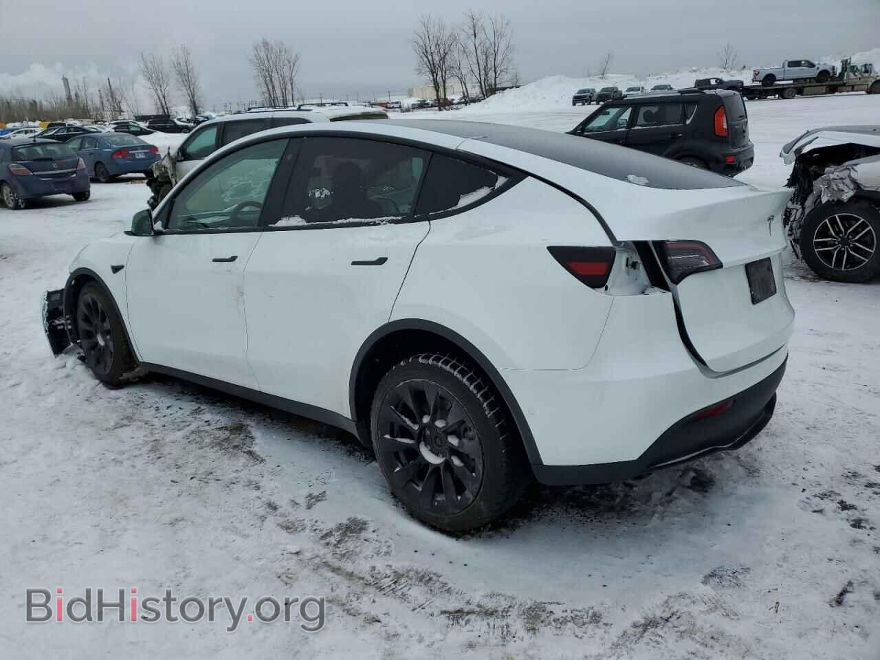 2022 TESLA MODEL Y - VIN: 7SAYGDEE2NF534817 - Фото 2