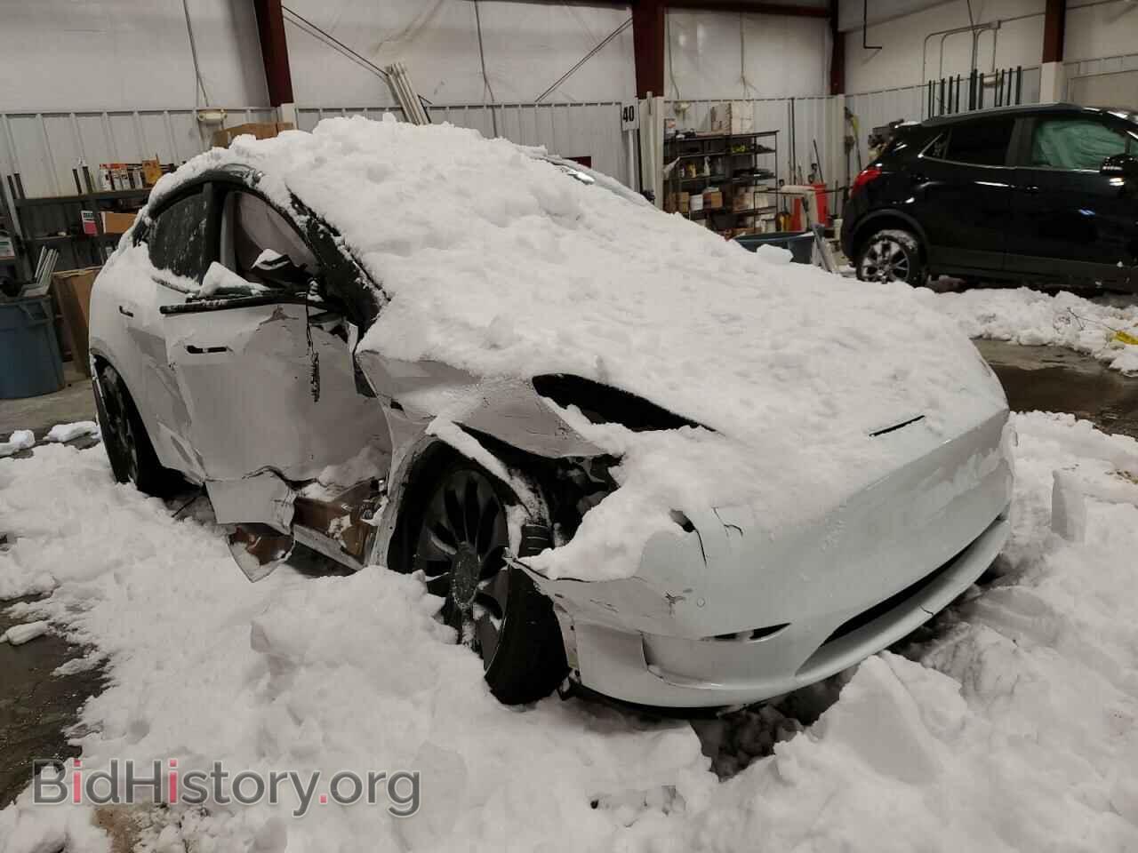 2022 TESLA MODEL Y - VIN: 7SAYGDEF6NF465509 - Photo 4