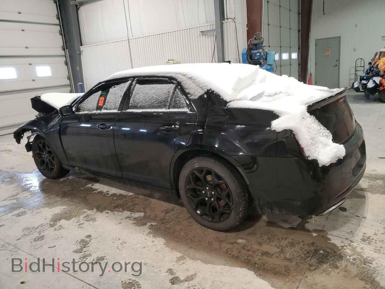 2016 CHRYSLER 300 - VIN: 2C3CCAGGXGH208944 - Фото 2