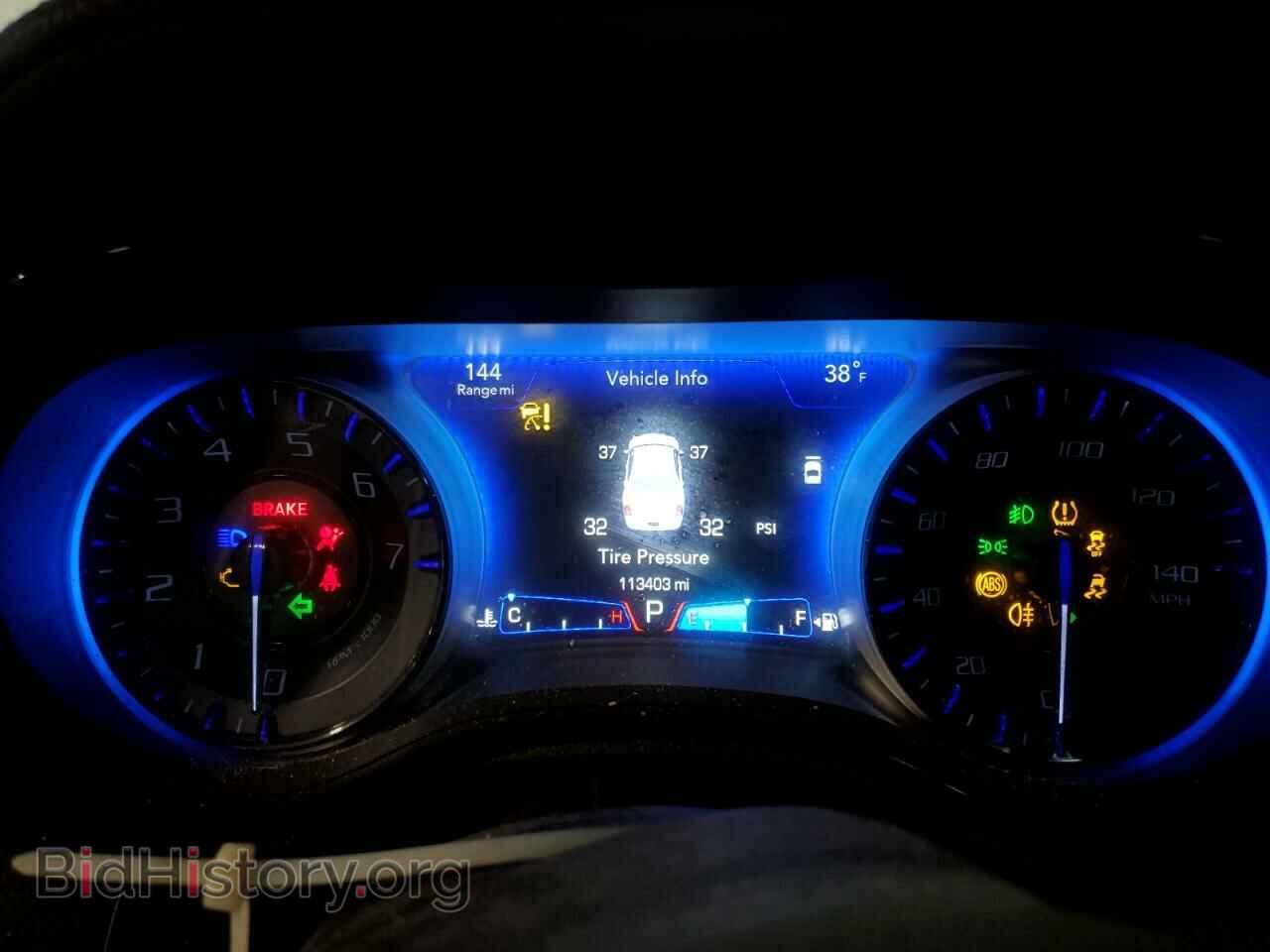 2016 CHRYSLER 300 - VIN: 2C3CCAGGXGH208944 - Фото 9