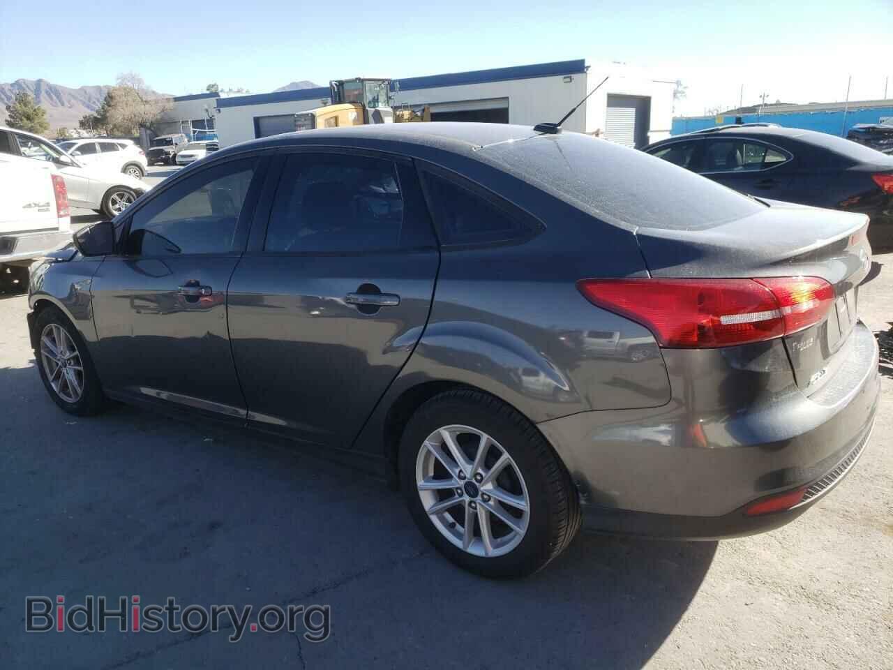 2018 FORD FOCUS - VIN: 1FADP3F22JL324340 - Photo 2