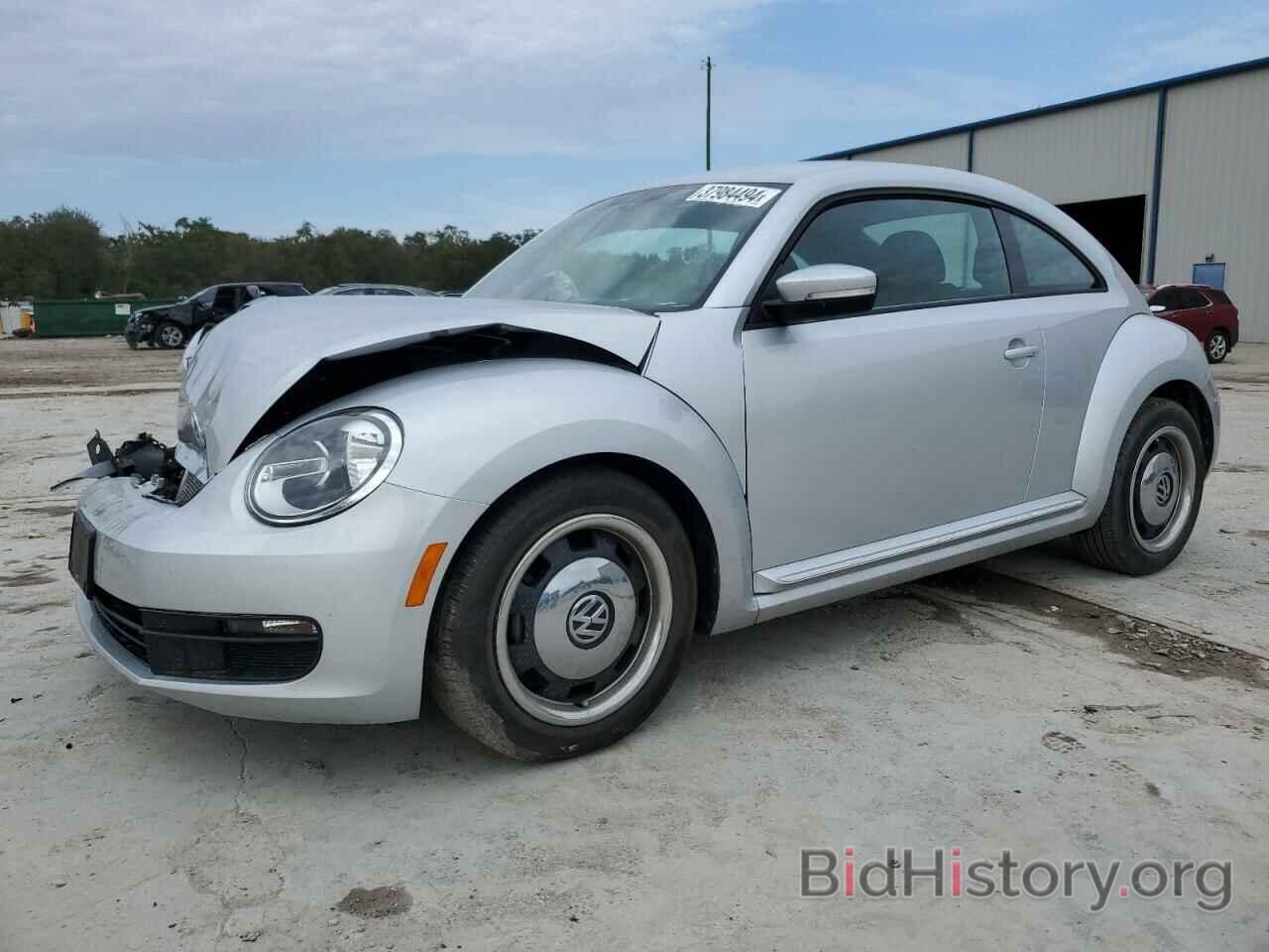 Photo 3VWJP7AT8CM601477 - VOLKSWAGEN BEETLE 2012