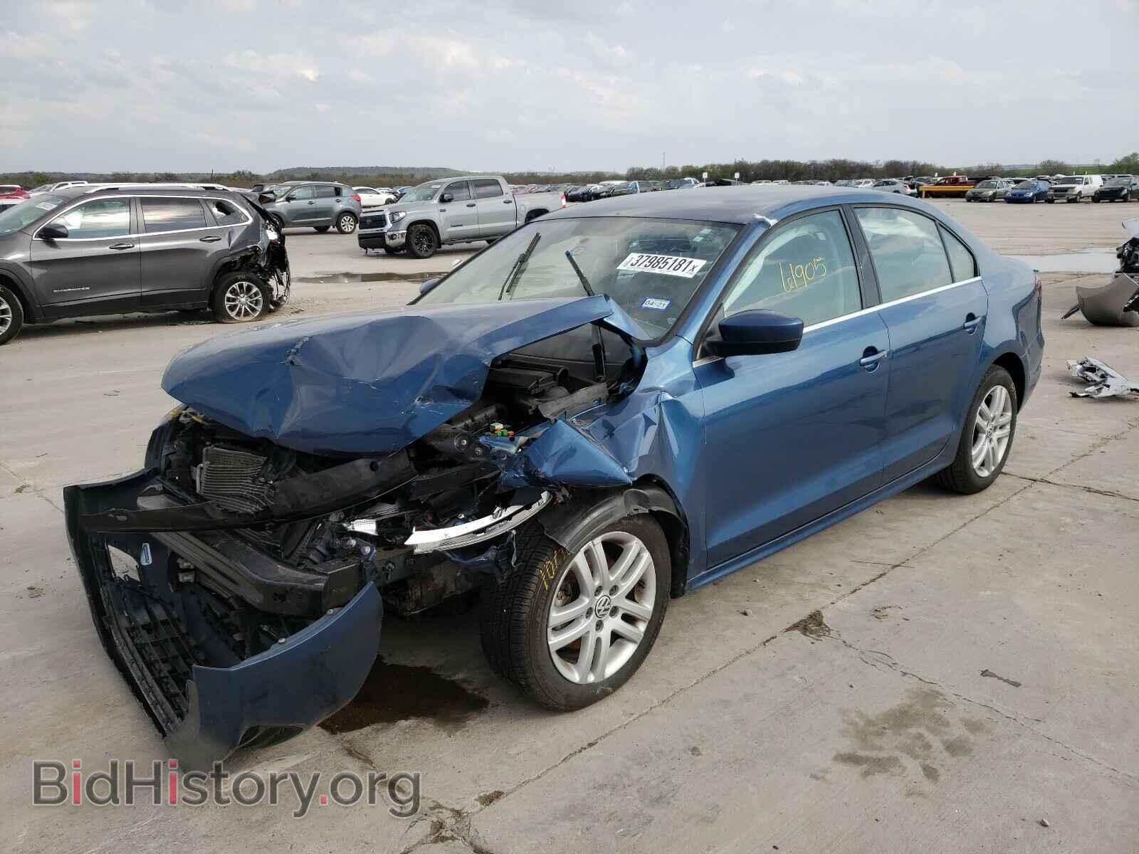 2017 VOLKSWAGEN JETTA - VIN: 3VW2B7AJ1HM379258 - Фото 2
