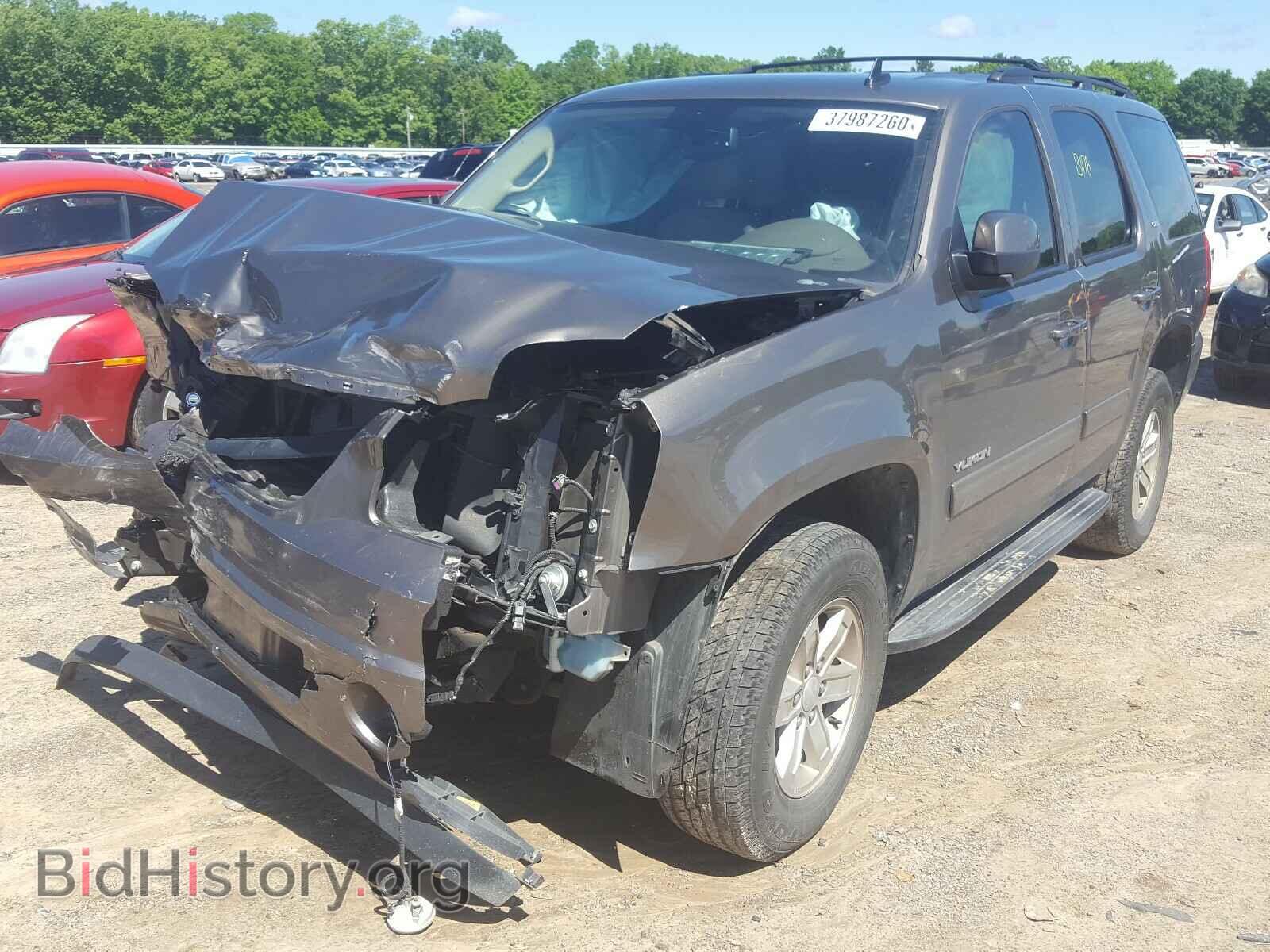 2011 GMC YUKON - VIN: 1GKS1CE08BR148383 - Фото 2
