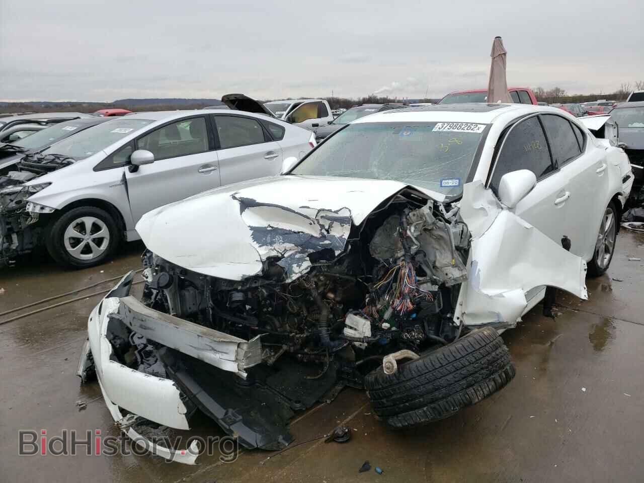 2012 LEXUS IS - VIN: JTHBE5C2XC5031220 - Фото 2