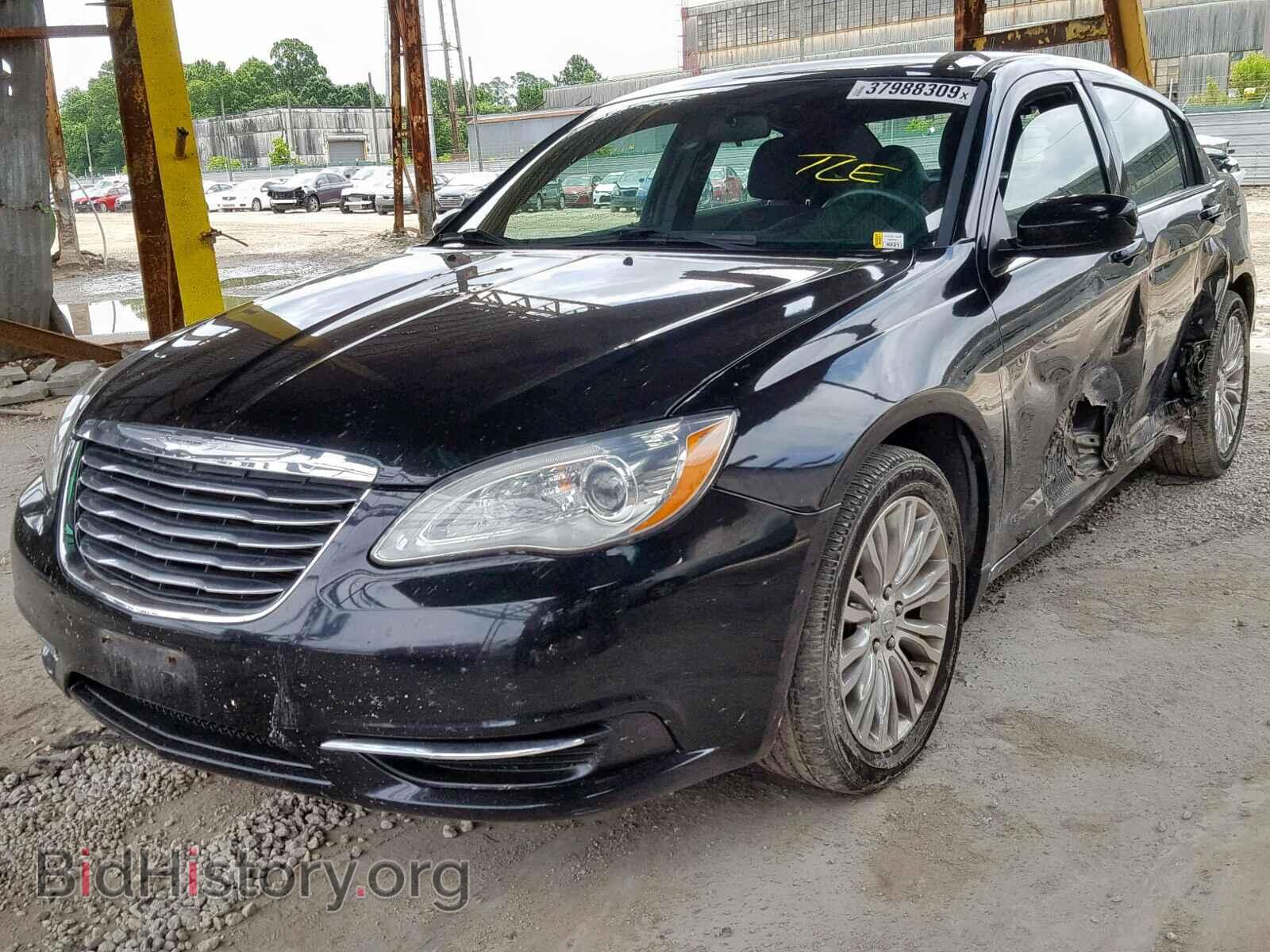 2012 CHRYSLER 200 - VIN: 1C3CCBABXCN281817 - Фото 2