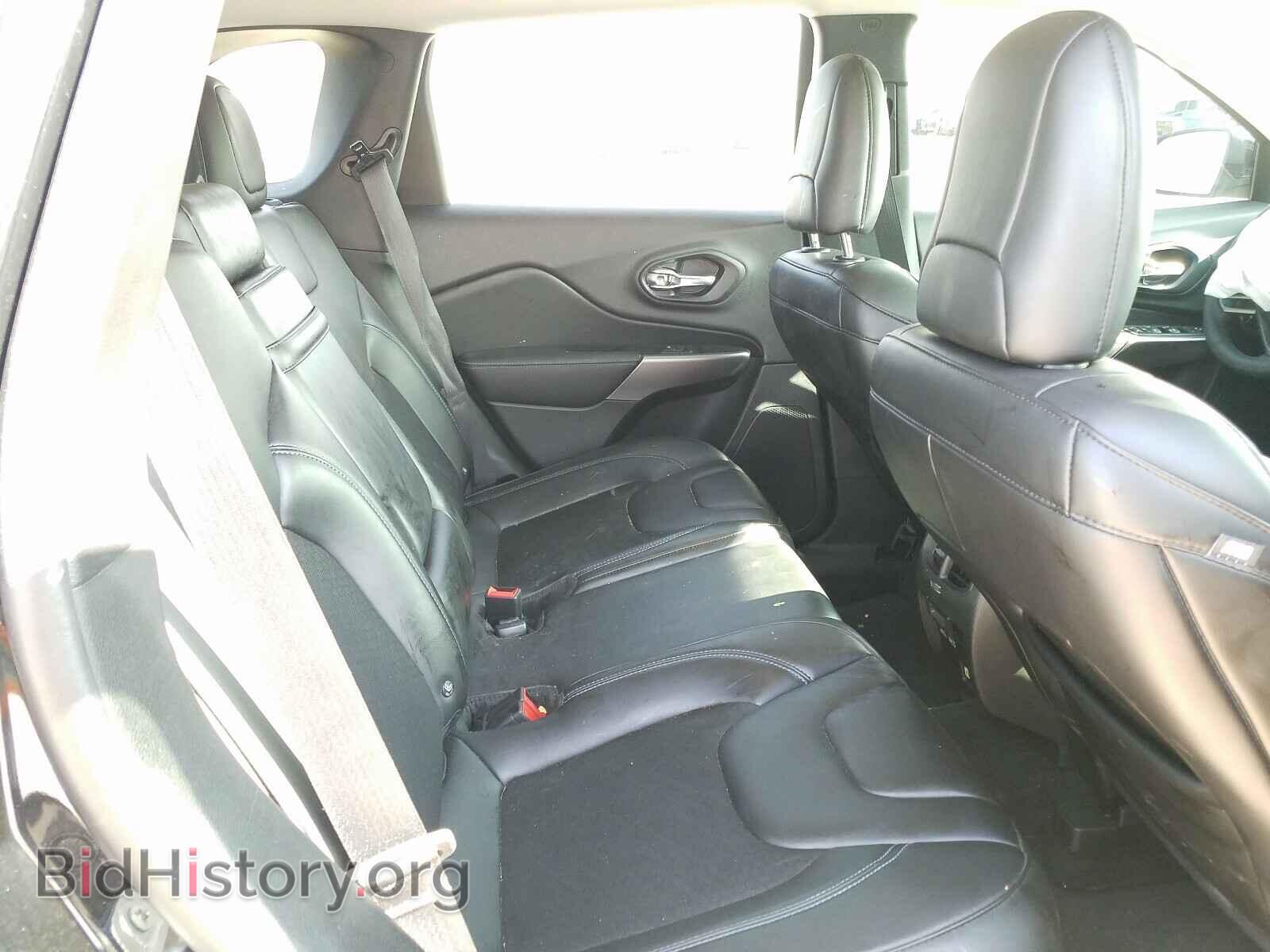 2019 JEEP CHEROKEE - VIN: 1C4PJLLB3KD110997 - Фото 6