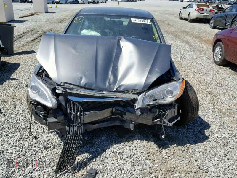 2012 Chrysler 200 (VIN 1C3CCBCB0CN284027) — photo 4 of 6